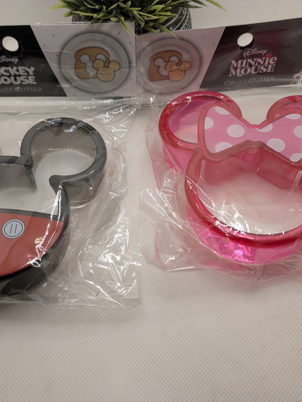 Mickey And Minnie Kids Crust Cutters